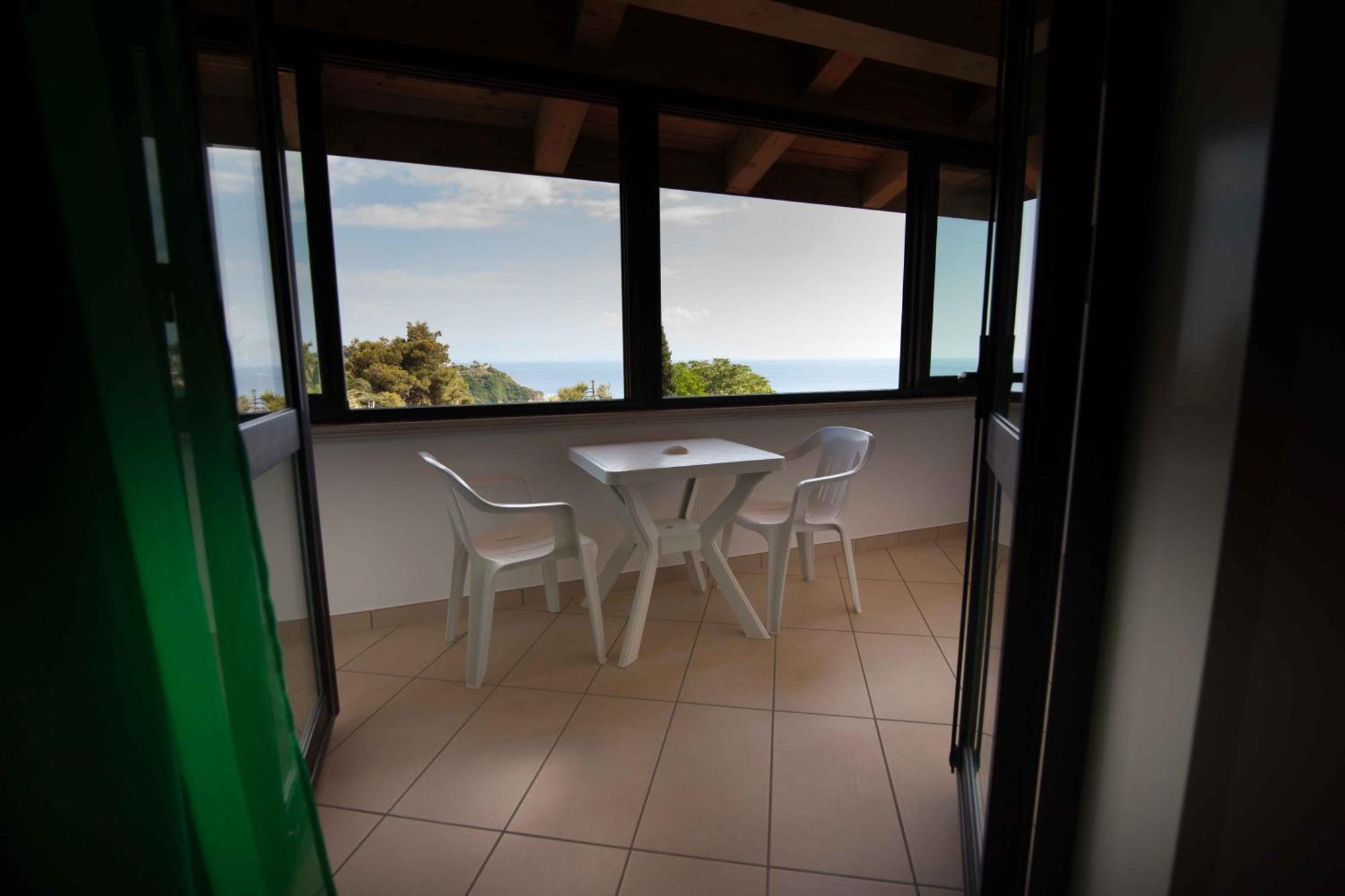 קאפו ואטיצ'אנו Hotel Marinella מראה חיצוני תמונה