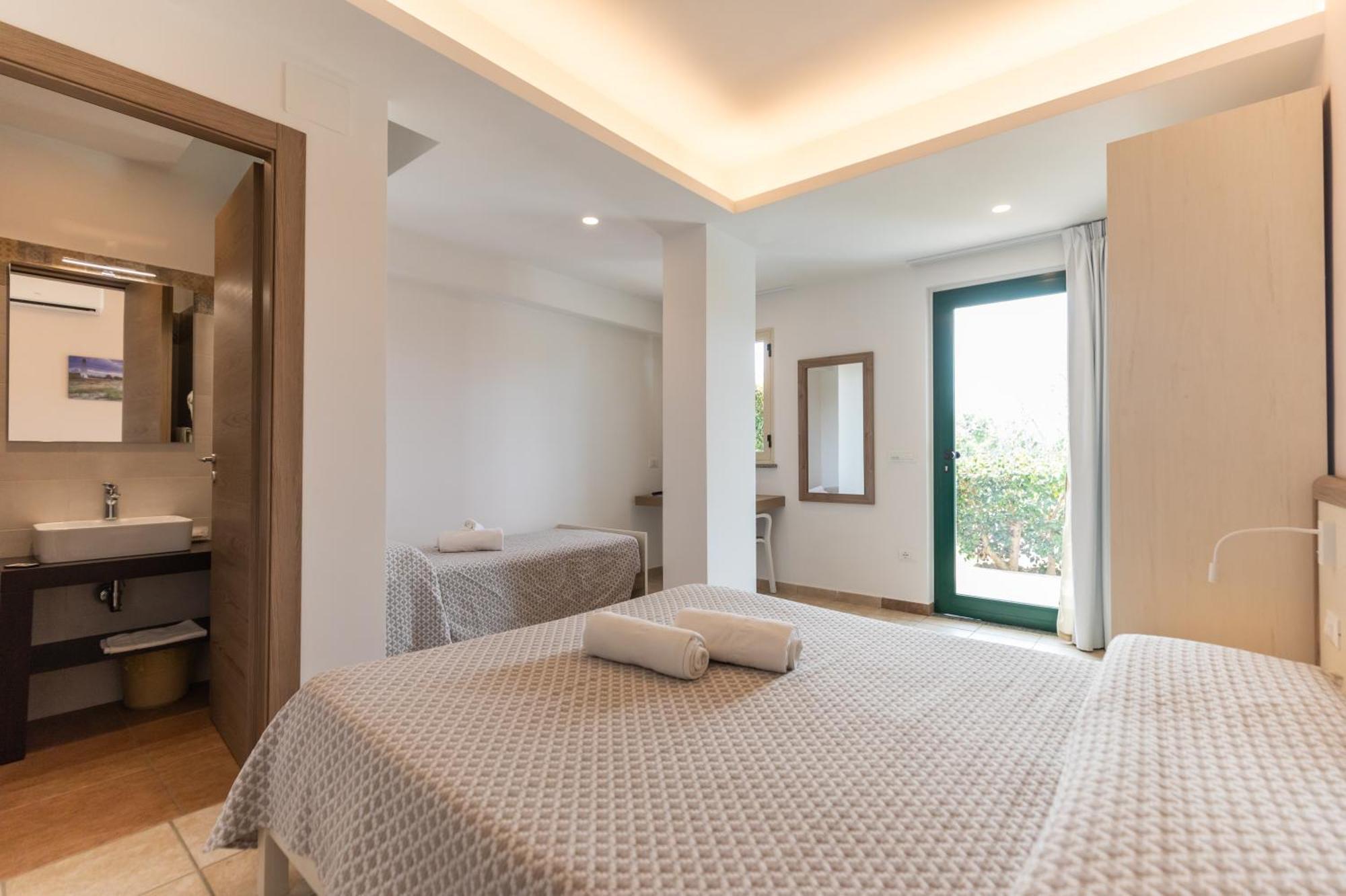 קאפו ואטיצ'אנו Hotel Marinella מראה חיצוני תמונה